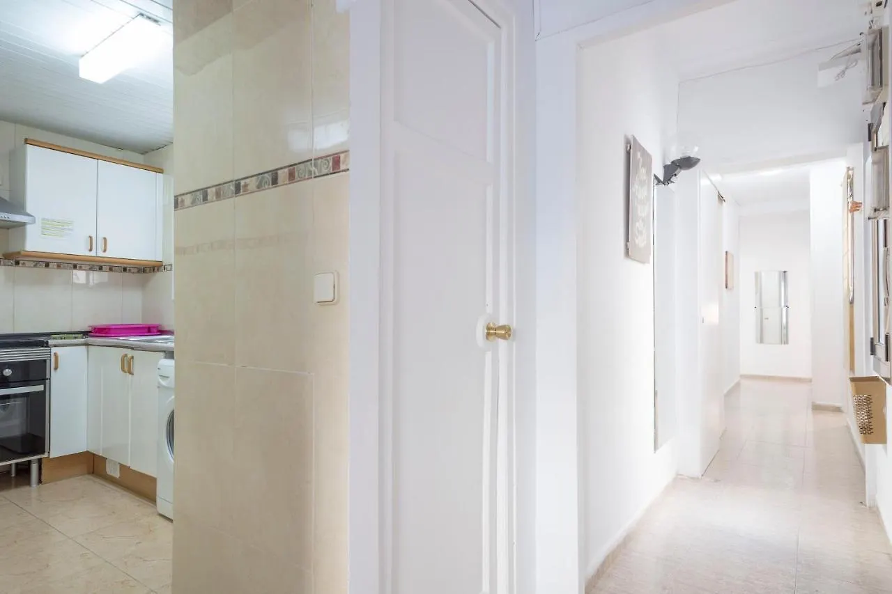 Apartamentos Tarradellas Sants Estacio 0*, Barcelona Spain